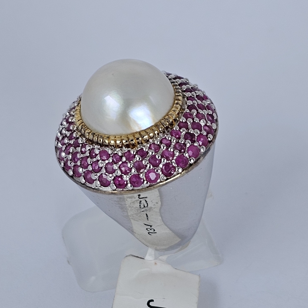 Genuine Cultured Pearl & Rubies in Sterling Silver Ring. Size 7 - Picture 6 of 9